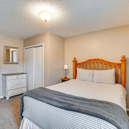 Manitou Springs Escape With Aandc And Private Deck! Lägenhet Exteriör bild
