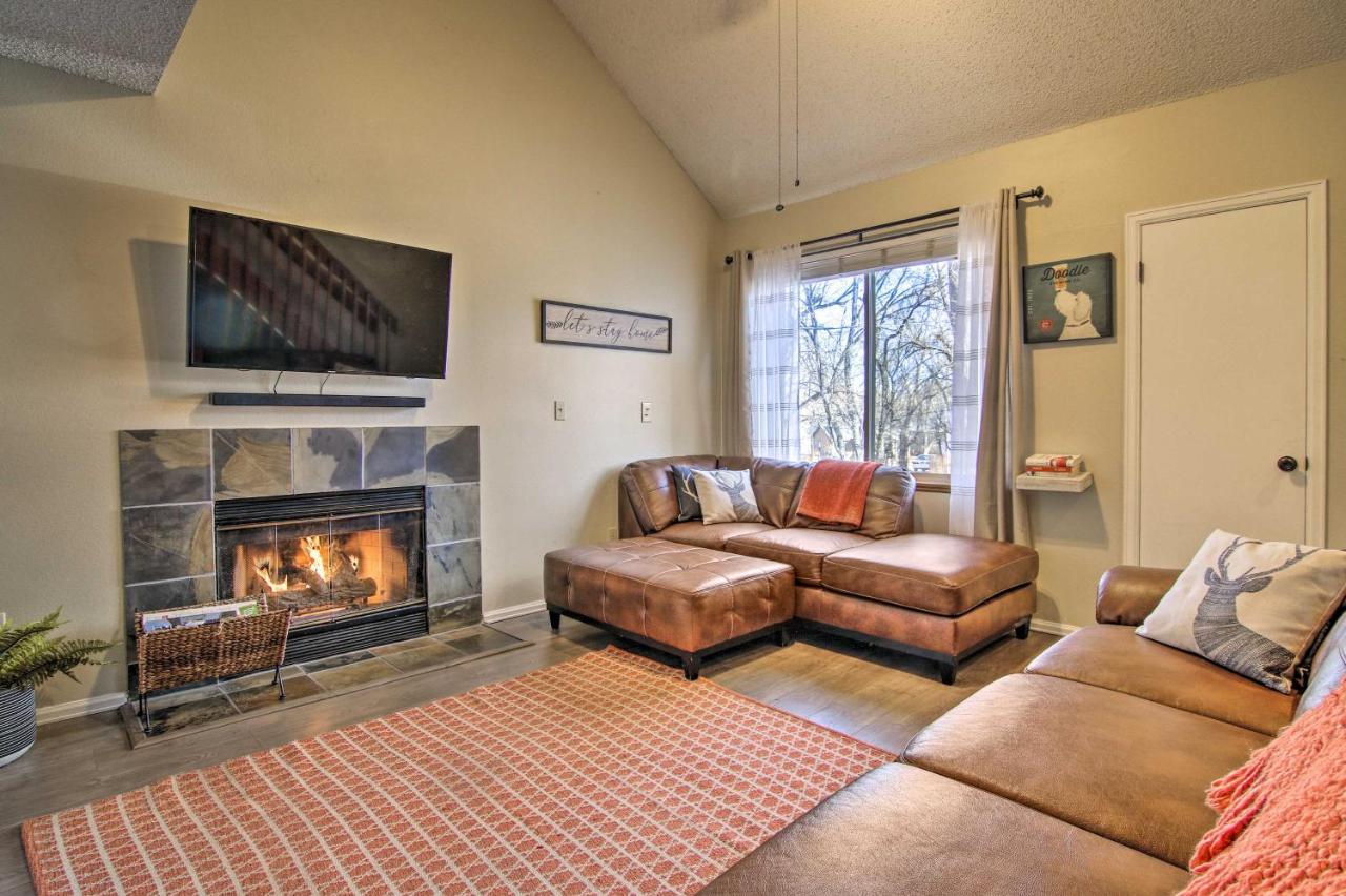 Manitou Springs Escape With Aandc And Private Deck! Lägenhet Exteriör bild